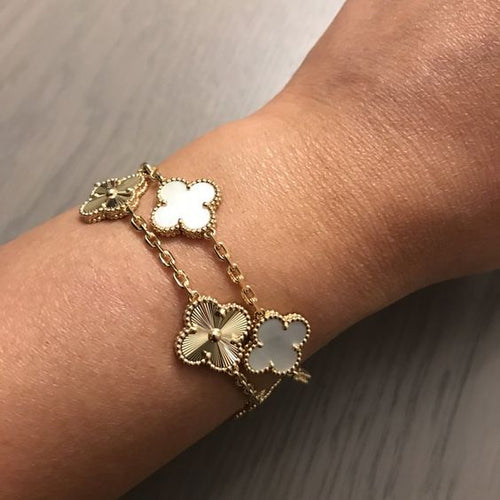 CLOVER | WIT ARMBAND